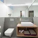 Mitte - 5*